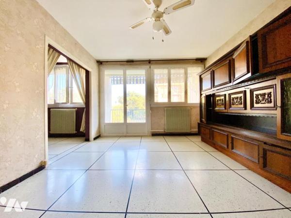 Appartement T3 résidence Les Mendrous, proximité immédiate arret de tram Clairval