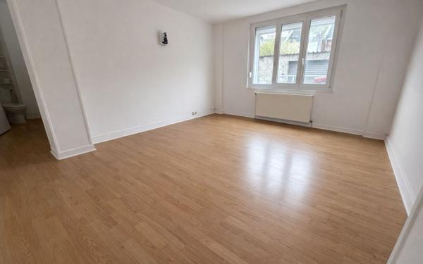 Appartement à vendre    3 pièces •  Saint-Quentin