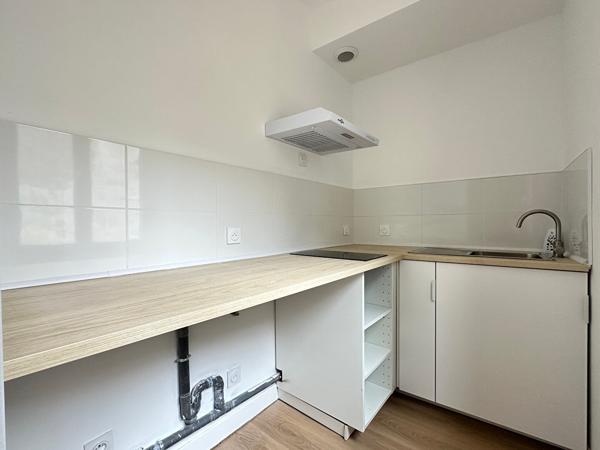Appartement Bordeaux 1 pièce(s) 29 m2 , Bordeaux