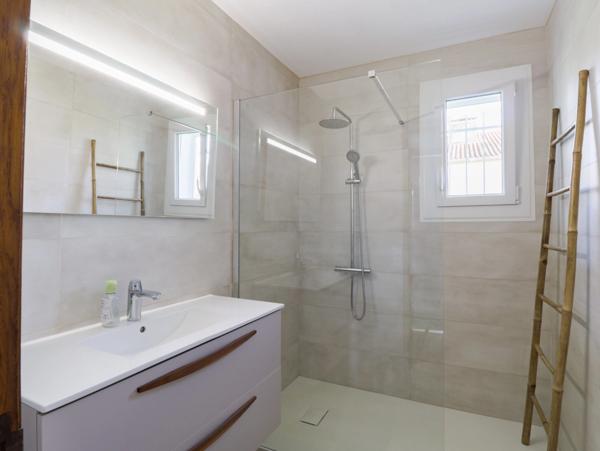 À Vendre – Maison 80 m², 3 Chambres, Grand Sous-Sol, Jardin 500 m²