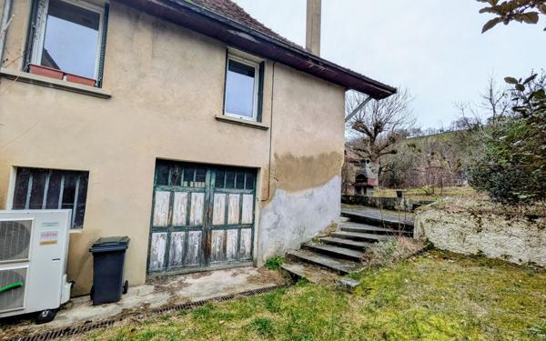 Maison à vendre    3 pièces •  Virieu