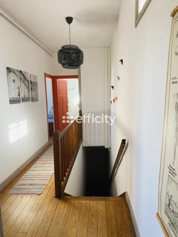 Maison 10 pièces - 246 m²