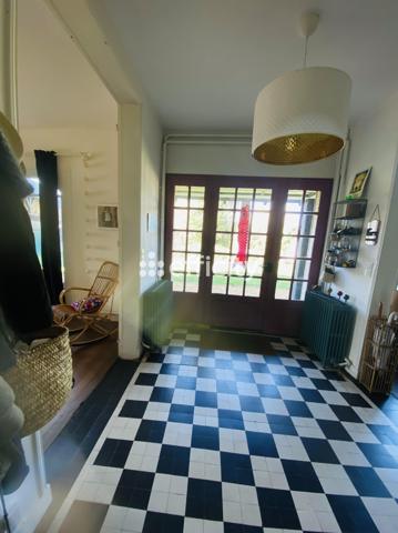 Maison 10 pièces - 246 m²