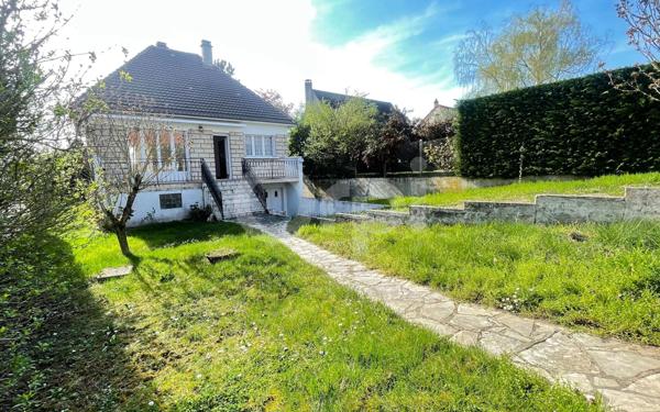 Maison à vendre    6 pièces • 92 m2 Triel-sur-Seine