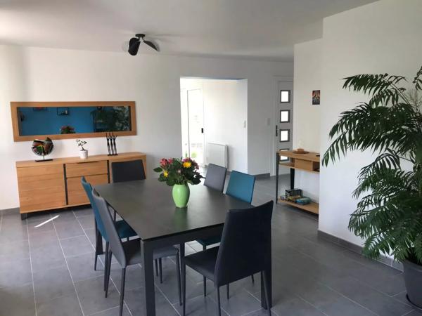 VUE DEGAGEE AGREABLE PAVILLON SPACIEUX