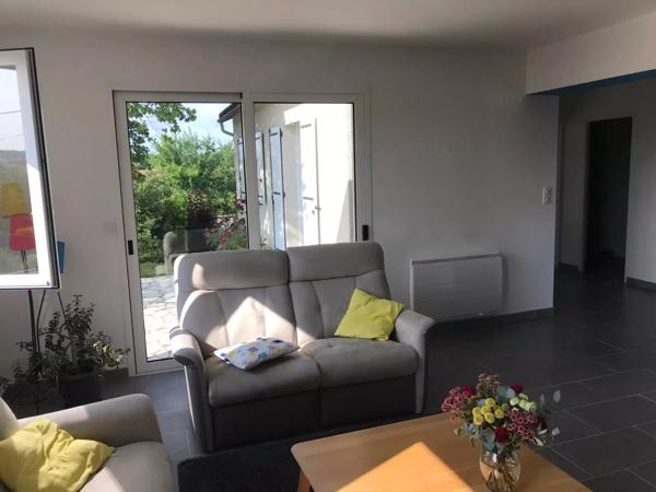 VUE DEGAGEE AGREABLE PAVILLON SPACIEUX