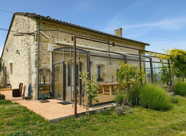 MAISON DE MAITRE  300 M² -12 PIECES - DEPENDANCES