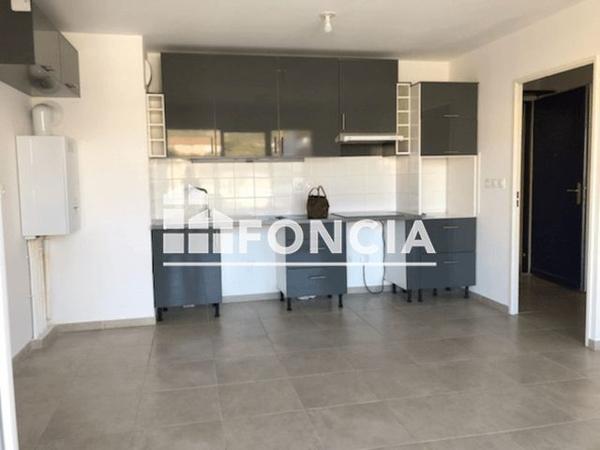 Location Appartement 2 pièces 39.87 m² - LIEUDIT CHEMIN DE LA GUEIRARDE La Fare Les Oliviers 13580