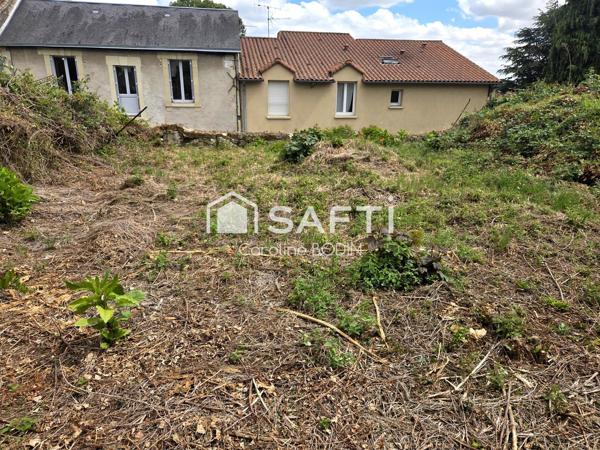 Terrain d'exception de 205 m² au cœur historique de Loudun