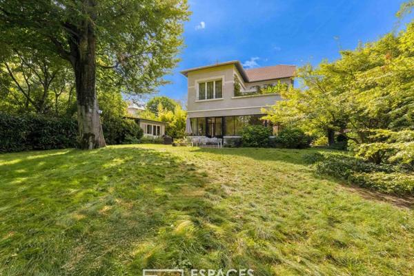 Maison bourgeoise réinventée au coeur de Montchat