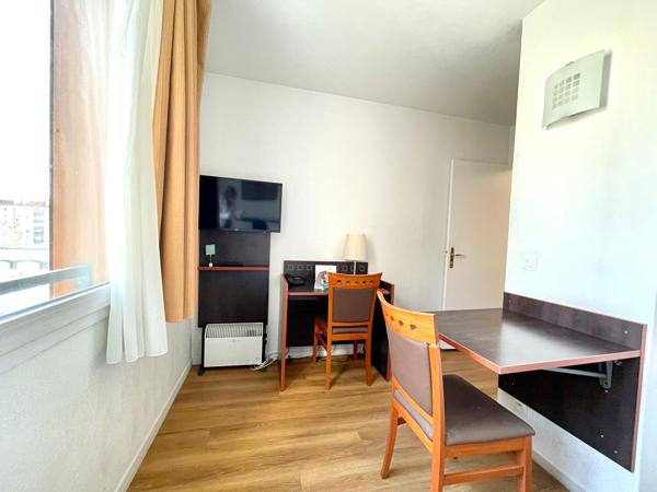 Studio vendu loué Charenton Le Pont 19.31 m2