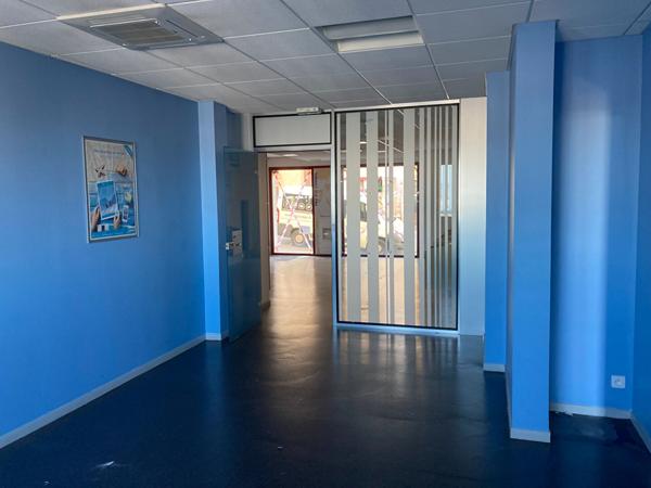 Local avec Vitrine - RODEZ