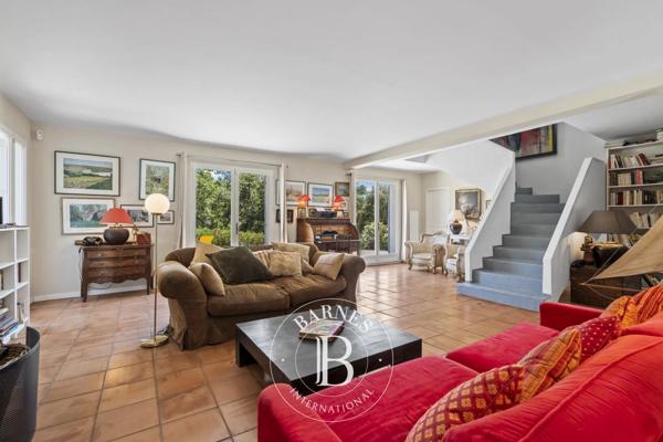 Le Muy, Villa 5 Chambres -  234 m² à vendre