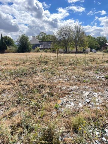 Terrain hors lotissement de 1 498 m² à Ploërmel