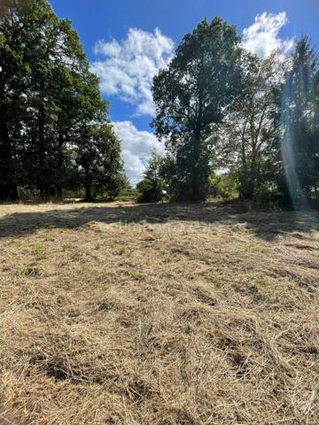 Terrain hors lotissement de 1 498 m² à Ploërmel