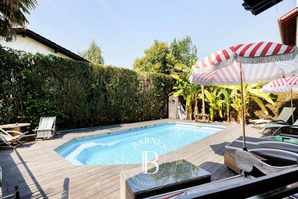 Biarritz, Maison 5 Chambres -  303 m² à vendre