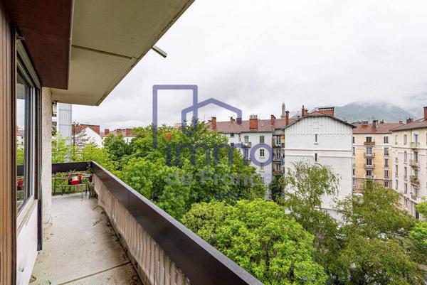Appartement à vendre - Grenoble 3 pièces de 81.49 m²