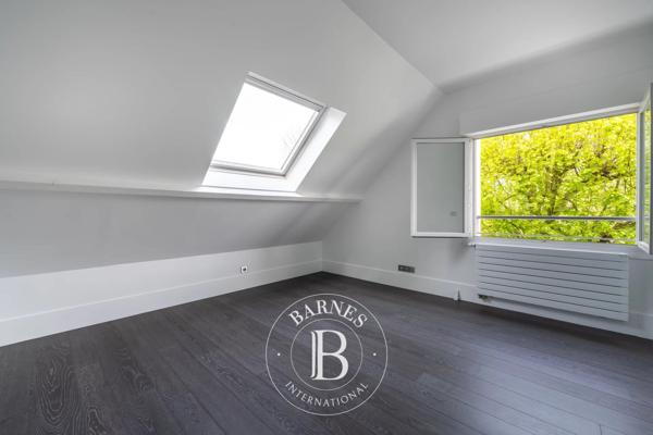 Rueil-Malmaison, Maison 4 Chambres -  217 m² à vendre