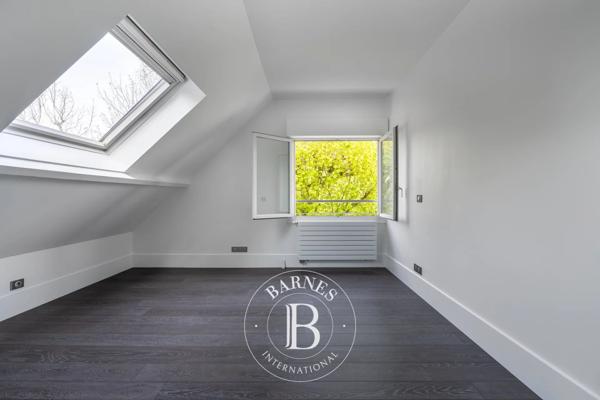 Rueil-Malmaison, Maison 4 Chambres -  217 m² à vendre