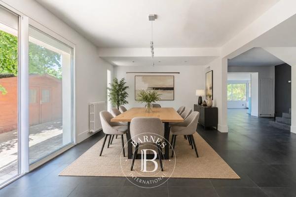 Rueil-Malmaison, Maison 4 Chambres -  217 m² à vendre