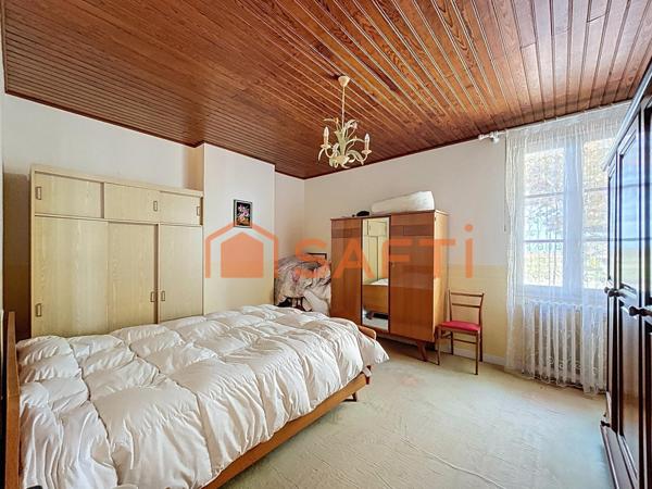 Corps de ferme landais avec dépendances et vue sur les Pyrénées