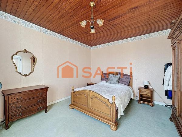 Corps de ferme landais avec dépendances et vue sur les Pyrénées