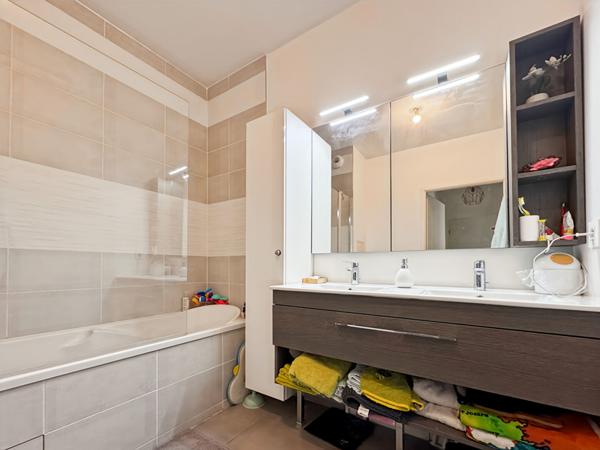 À vendre : Appartement 3 pièces à ROSNY SOUS BOIS