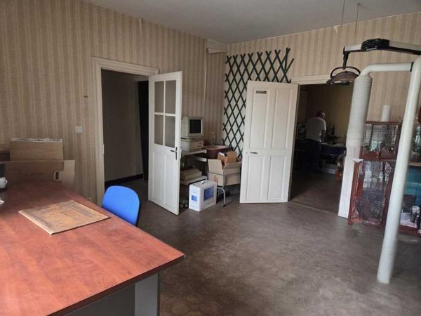 Maison ancienne - Saint-cyprien Opportunité pour investissement locatif ou grande maison familiale au coeur de St Cyprien - Perigord Noir