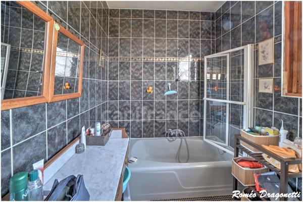 Dpt Ain (01), à vendre GEX maison P4