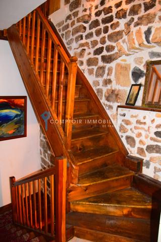 Maison de village 8 pièce(s) 5 chambre(s) 150 m²