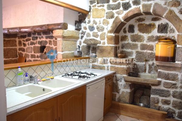 Maison de village 8 pièce(s) 5 chambre(s) 150 m²
