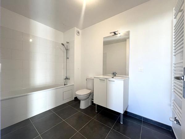 Maison Ballancourt Sur Essonne 4 pièce(s) 81.69 m2