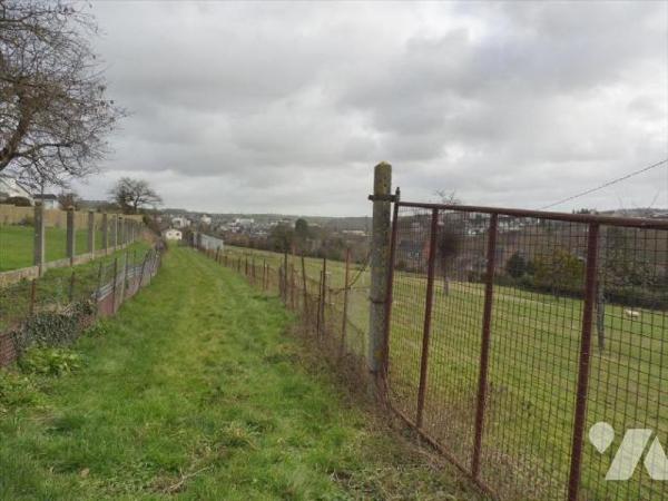 Terrain à vendre, Condé en Normandie, Calvados.  Centre-ville : parcelle de terrain d'une super...