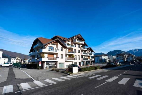 Appartement à louer - Saint-Jorioz 3 pièces de 60 m²