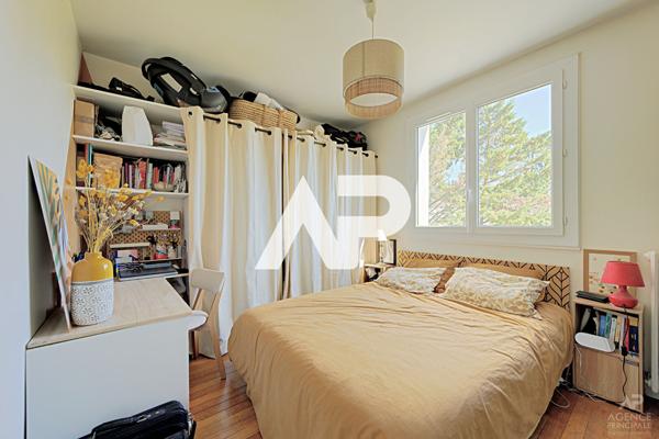 Appartement Rueil Malmaison 4 pièce(s) 71.03 m2 €462 000 ** - Référence 18240