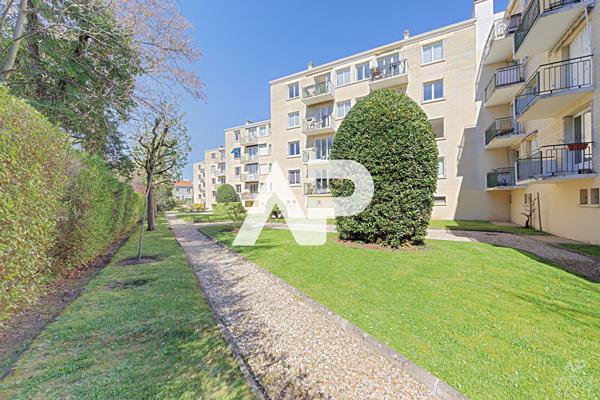 Appartement Rueil Malmaison 4 pièce(s) 71.03 m2 €462 000 ** - Référence 18240