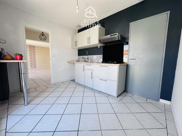 Maison
                                                                                                                                                                                                                                                                                                                        7 pièce(s)                                                                                                                                                                                                          4 chambre(s)                                                                                                                                                                                                          112  m²