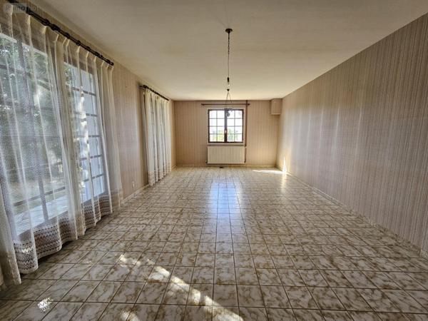 Maison à vendre à Chiché dans les Deux-Sèvres (79350), ref : 79025-297-79025