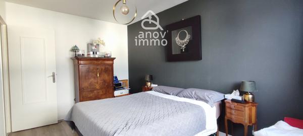Appartement
                                                                                                                                                                                                                                                                                                                        4 pièce(s)                                                                                                                                                                                                          3 chambre(s)                                                                                                                                                                                                          80  m²