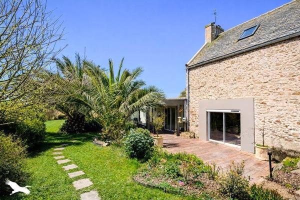 Maison à vendre |  Saint-Pol-de-Léon |  7 pièces | 179 m²
