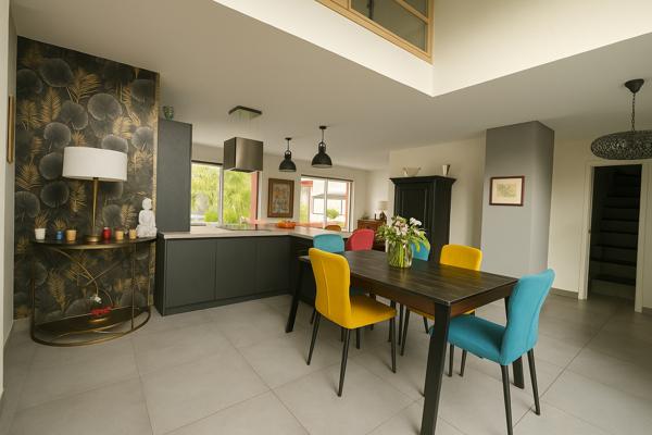 Maison Rouillon - 120 m² - 3 chambres (dont une suite parentale de plain-pied ) - Garage -  Piscine