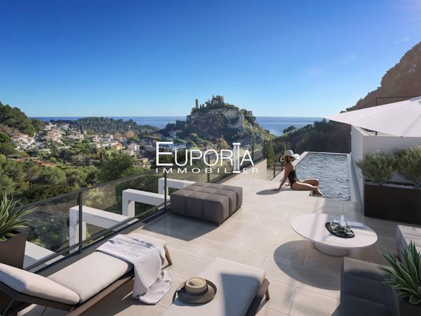Appartement rooftop T4 157m2 avec terrasse de 177m2 vue mer avec piscine privative