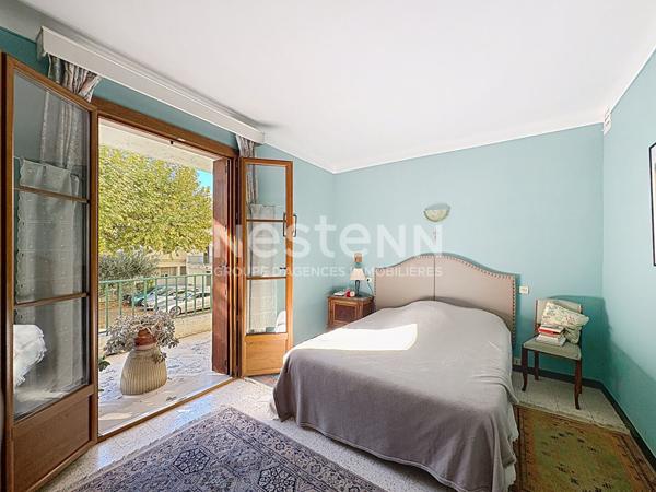 À VENDRE ? Spacieux appartement 5 pièces de 114 m² ? Châteaurenard