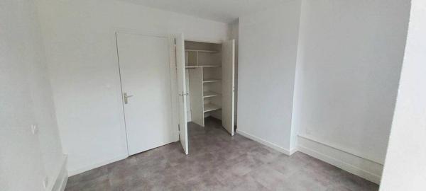 MONTBRISON - APPARTEMENT F1