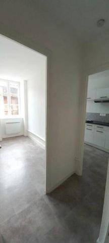 MONTBRISON - APPARTEMENT F1