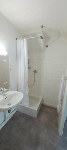 MONTBRISON - APPARTEMENT F1