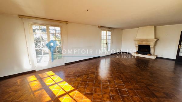 Maison
                                                                                                                                                                                                                                                                                                                        6 pièce(s)                                                                                                                                                                                                          3 chambre(s)                                                                                                                                                                                                          130  m²