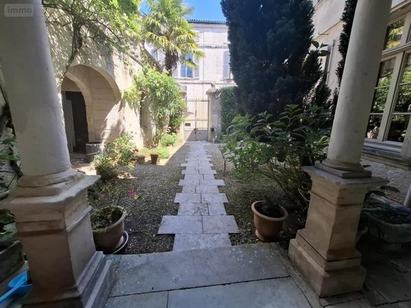 Maison à vendre à Saintes en Charente-Maritime (17100), ref : 17111-674