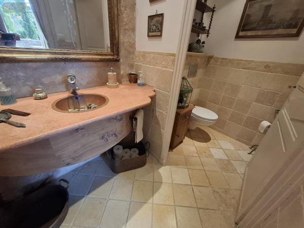 Maison à vendre à Saintes en Charente-Maritime (17100), ref : 17111-674