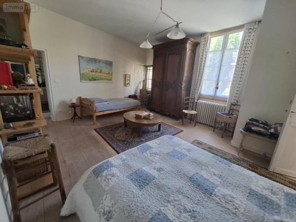 Maison à vendre à Saintes en Charente-Maritime (17100), ref : 17111-674